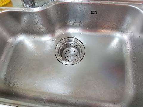 婷婷工作室 - 廚房流理台清潔前