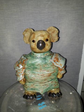 楊雅晴 - 陶藝作品:無尾熊兵馬俑