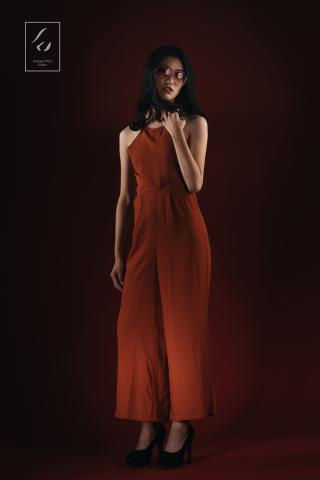 莊家瑋 - 擅長利用光線創造氛圍, 打造專屬於您個人氛圍的肖像照