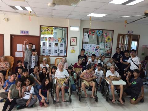 逗點教室 - 公益小天使