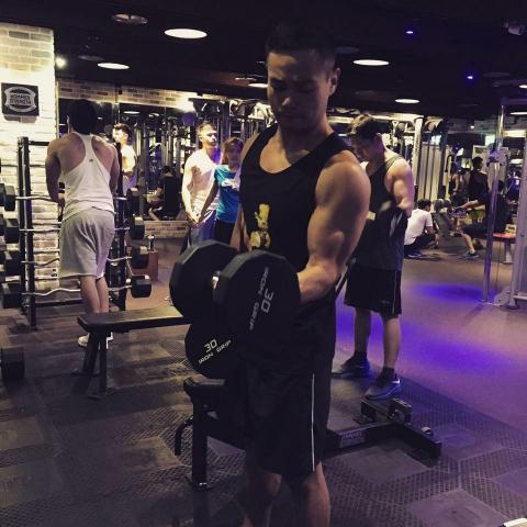 健身教練 睿翔 RUEI - 