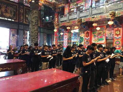 逗點教室 - 國三會考前大祈福