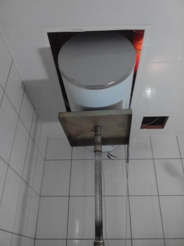 范佐標 - 橫置式電熱水器安裝在天花板 范佐標 - 橫置式電熱水器安裝在天花板