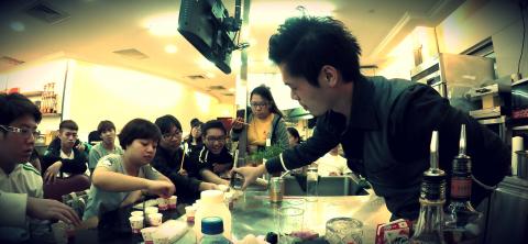 Shaking Your Shaker - 調酒體驗、品飲