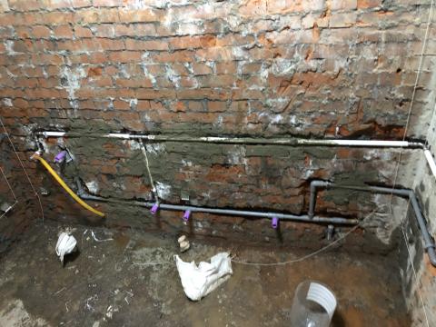 光榮水電 - 浴室冷熱給水管裝配