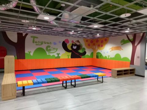 你好影像設計 - 桃園國民運動中心-兒童閱覽室
壁貼設計