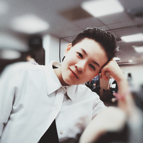 提供有氧舞蹈教室服務的專家張老師吉他教室