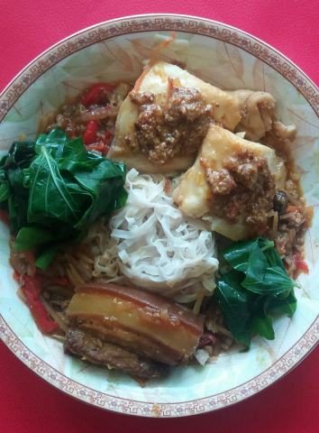 雨咚奇異科技有限公司  - 即興料理:紅燒鯛魚控肉意麵