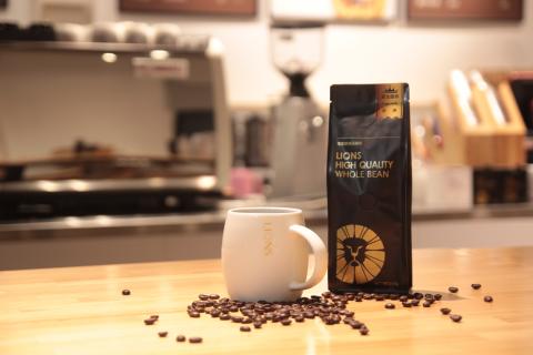 蒝帟綻有限公司 - 雷恩獅咖啡店拍