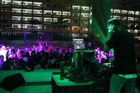 D.Ravers - 台北商業大學(萬聖節活動)