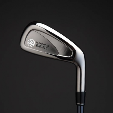 98攝影工作室 - <商品攝影>
有獨立攝影棚，也可至貴公司提供外拍服務