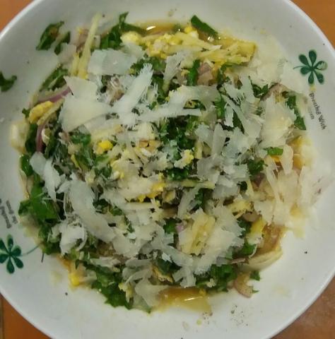 雨咚奇異科技有限公司  - 即興料理:油醋汁,Padano 起司拌鮮
                       採長梗芥藍沙拉,