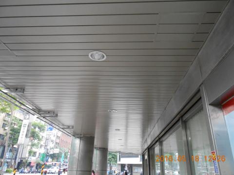 宜昌輕鋼架輕隔間 - 企口鋁板 宜昌輕鋼架輕隔間 - 企口鋁板