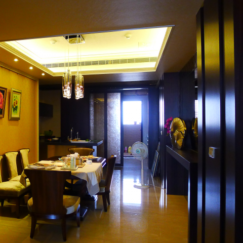 賴紫淇工作室 - 老董喜歡的設計風格,選料要好.