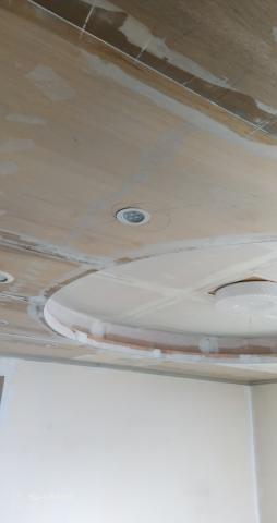 展豪油漆工程行 - 裝潢場造型天花板施工前 展豪油漆工程行 - 裝潢場造型天花板施工前