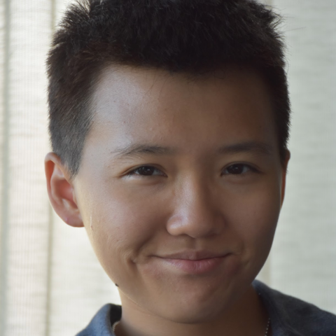 提供後台管理系統服務的專家侯雅方