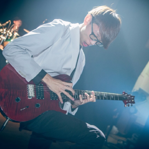 提供初學吉他服務的專家李勝彬 阿彬