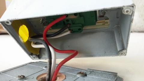 聿盛科技企業社 - 某醫院護理站旁插座盒維修更換