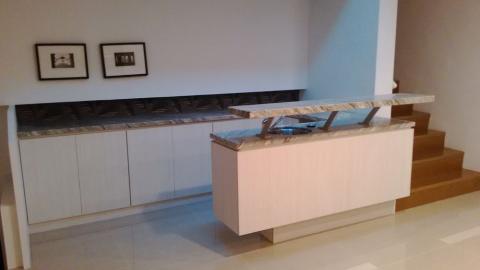 京時有限公司 - 