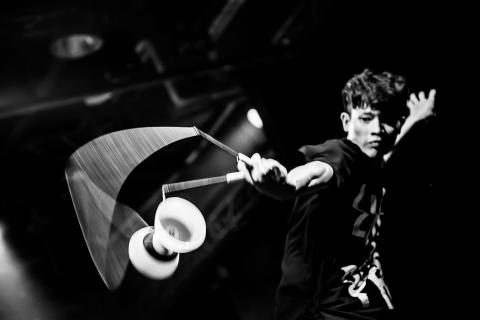 Young - 【Like a Pro】 玩強扯鈴電音派對＿表演紀錄