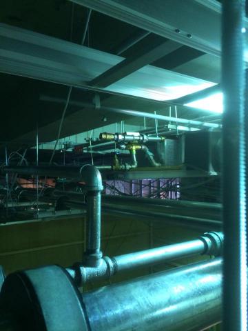 薛凱冷氣有限公司 - 中央空調冰水管路配置中