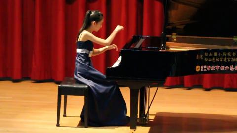 陳品丞 - 106年台北市學生音樂比賽 國中個人組A組音樂班/鋼琴獨奏-東區甲等
小學一年級開始接觸鋼琴
