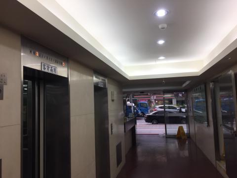 翌立企業有限公司 Walls ＆ Ceilings - 