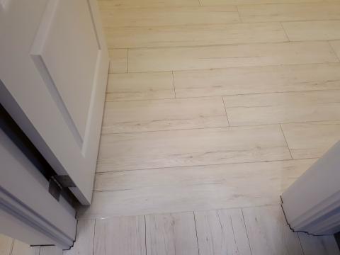 專業木質地板 免費到府估價 （徐小姐） - 