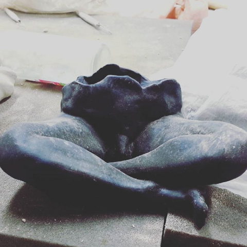 Gigi工作室 - 陶塑／油彩／21.5x8x9 cm