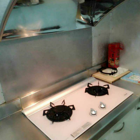 典雅清潔曾先生 - 抽油煙機清洗