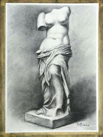 姚思妤 - 《米羅的維納斯》
炭筆/4開。
此為臨摹