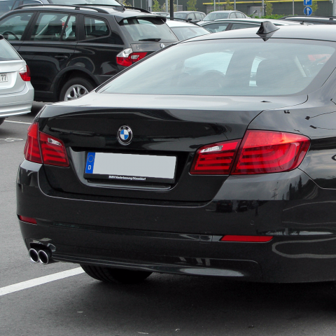 提供專車服務的專家Tony BMW 接送