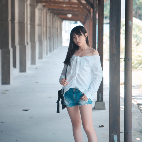 黃奕碩 個人工作 - 服飾ＤＭ