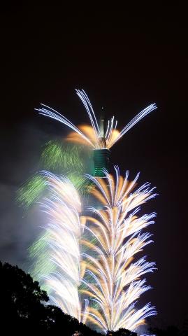 幫助加油站 - 新禧之光