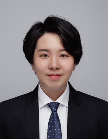 提供雅思服務的專家Maggie