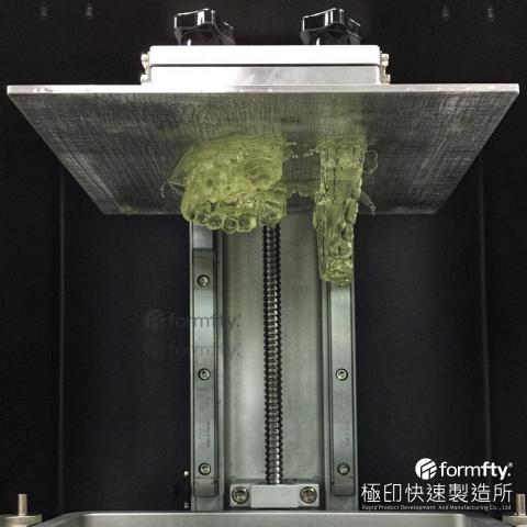 極印製造所 - 透明光固化列印
有需要可直接聯絡粉絲頁
https://www.facebook.com/formfty/
小編為您服務