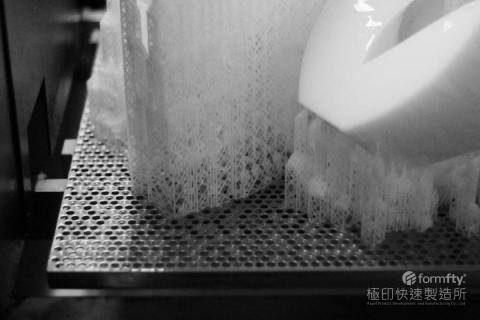 極印製造所 - 白身光固化列印
有需要可直接聯絡粉絲頁
https://www.facebook.com/formfty/
小編為您服務