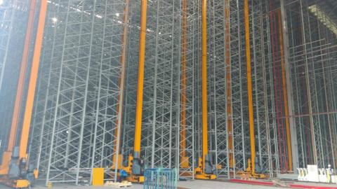 永岳設計工作室 - 自動倉儲自動存取機吊裝及安裝