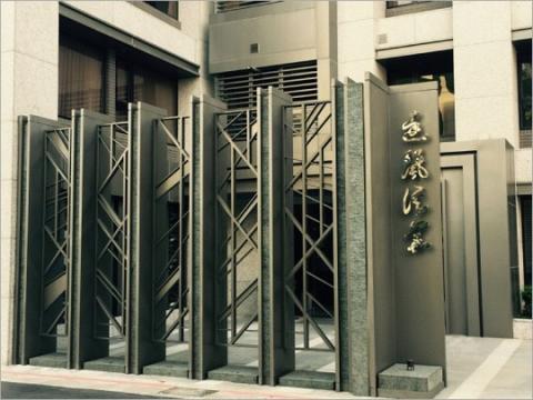 貫捷室內裝修有限公司(營造統包工程、設計裝潢，舊屋翻新) - 金屬建材