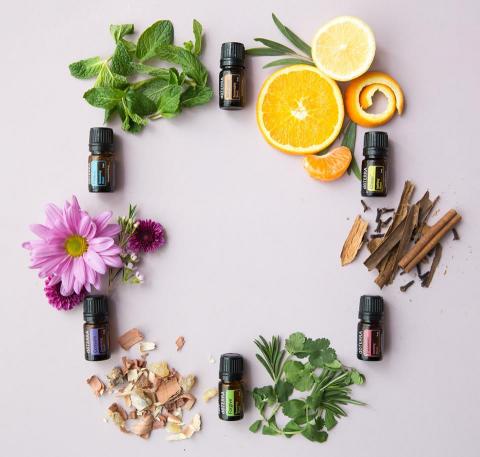 提供清粉刺面膜服務的專家謝和進