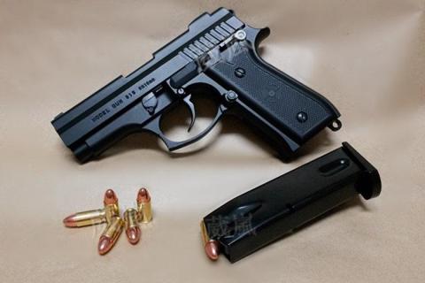 提供高爾夫陪打服務的專家依戀