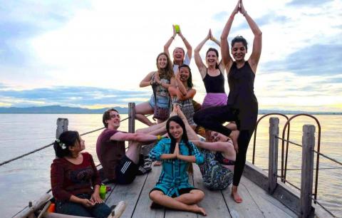 Co Yoga - 2018緬甸蒲甘日落船上Playtime