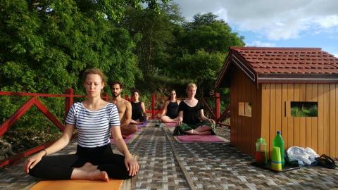 Co Yoga - 2018緬甸蒲甘日落船上冥想