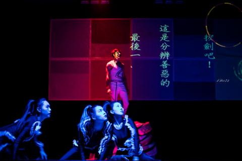 iphoto 73  studio - 新象創作劇團-雜技范特西