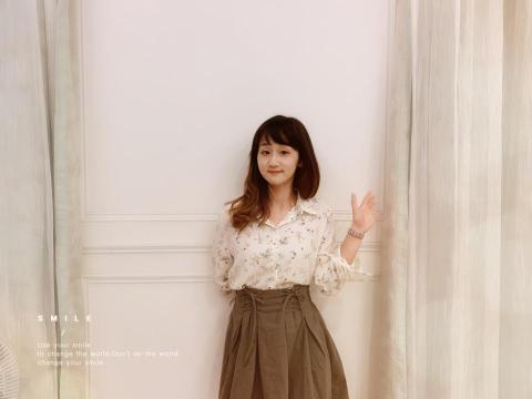 提供74包包服務的專家許雅涵