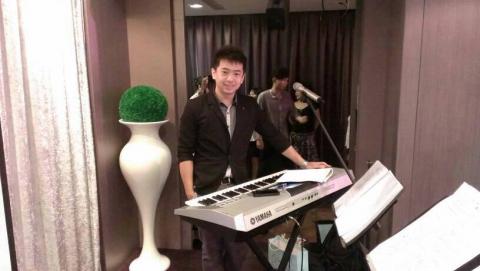 許恩豪 -  許恩豪 -