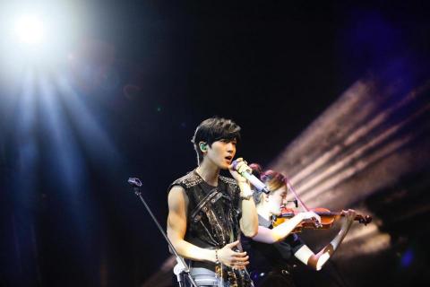 李芷柔 - 演唱會樂手