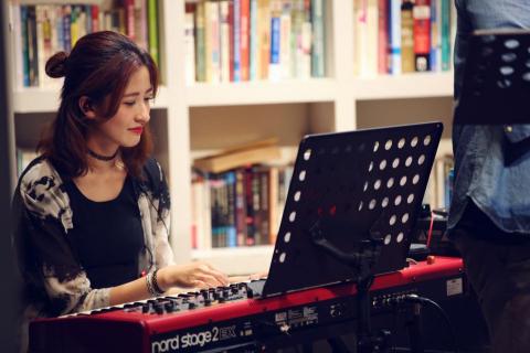 李芷柔 - 現場Keyboard演出