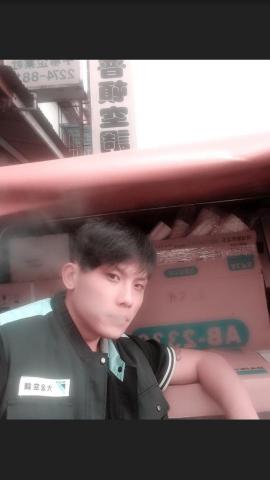 全堉工程行 - 準備出發現場、配管、牽線、開孔、裝機