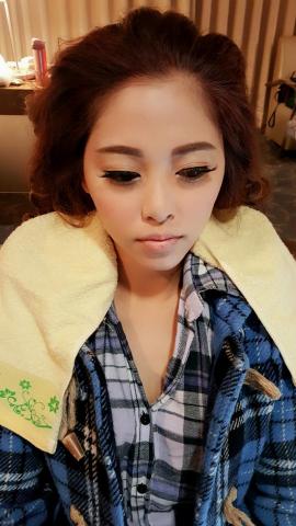 浩浩新娘秘書（整體造型、春酒、尾牙妝髮） - 